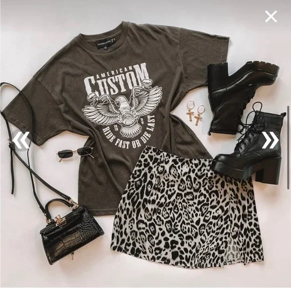 Princess Polly Peta and Jain Crocodile print black crossbody with gold hardware - Picture 13 of 16